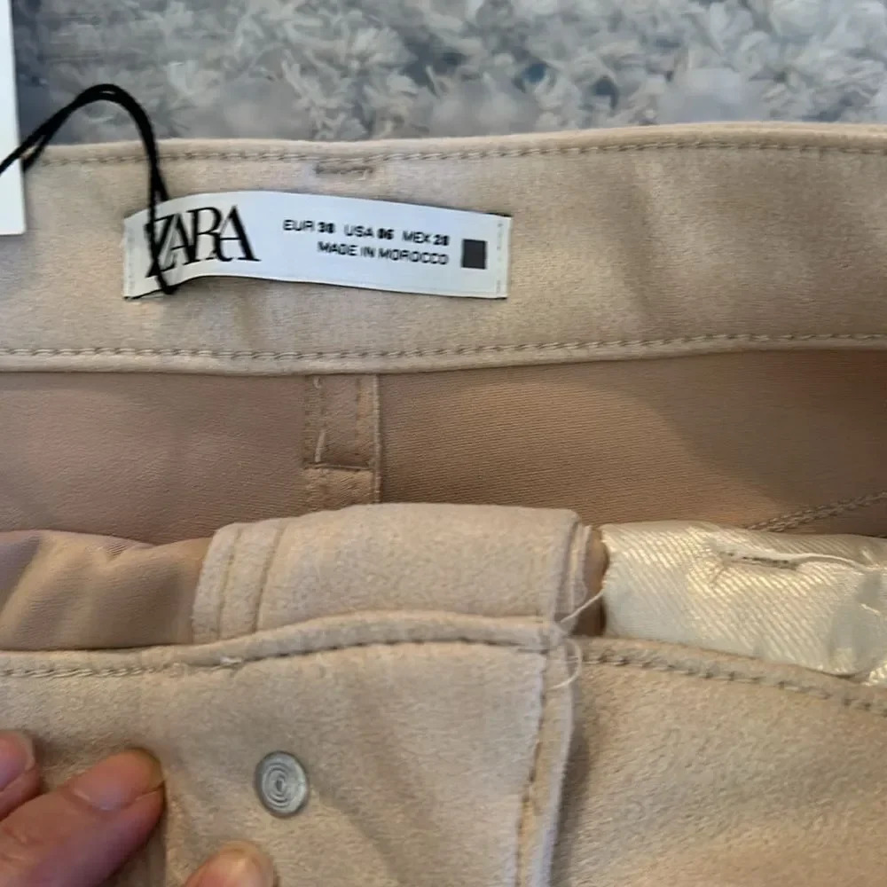 ZARA Ecru Faux Suede High Waist Shorts NWT Size 6 / 28 - Picture 5 of 8